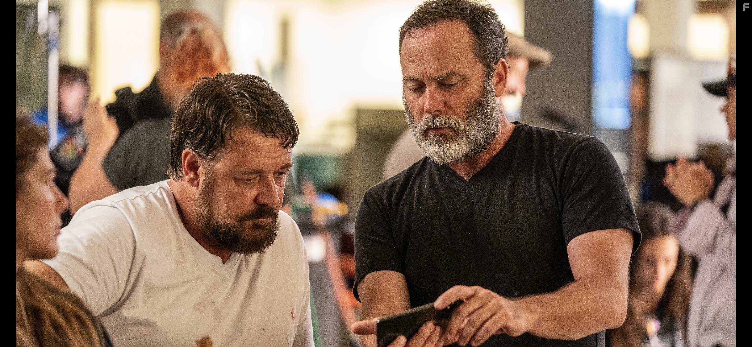 Russell Crowe and Derrick Borte in Unhinged (2020)