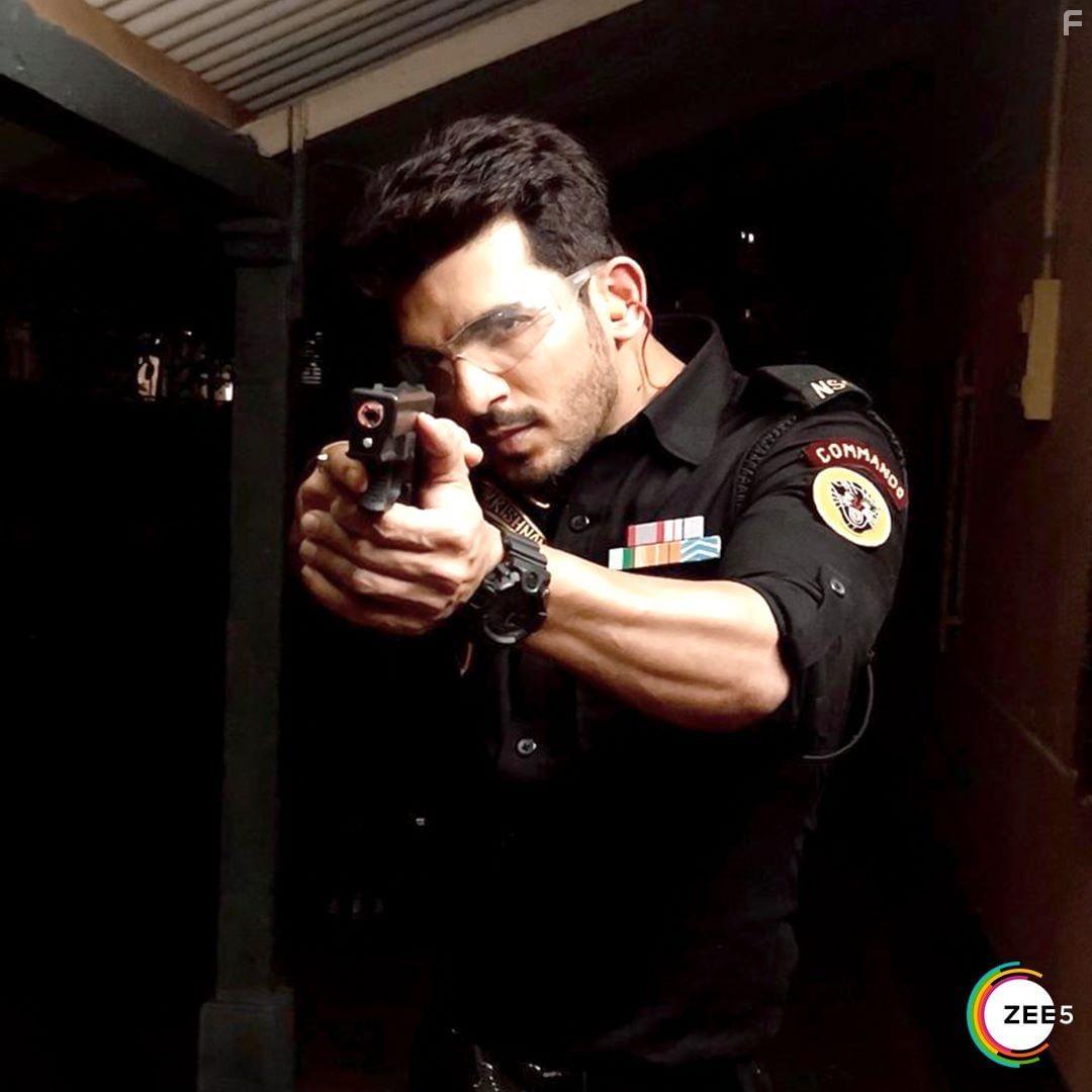 Arjun Bijlani in State of Siege: 26/11 (2020)