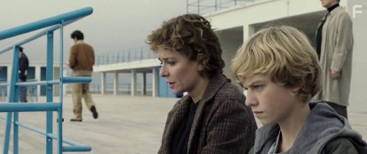 Valeria Golino and Ludovico Girardello in Il ragazzo invisibile (2014)