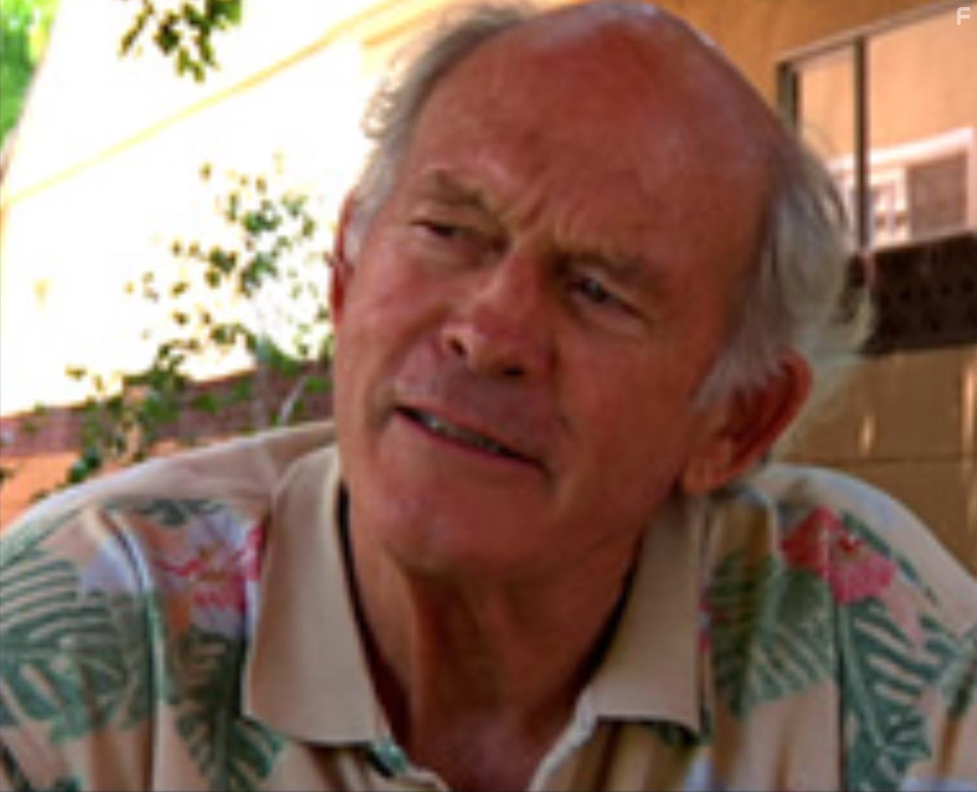 Max Gail in Don't Tell Kim (2016)