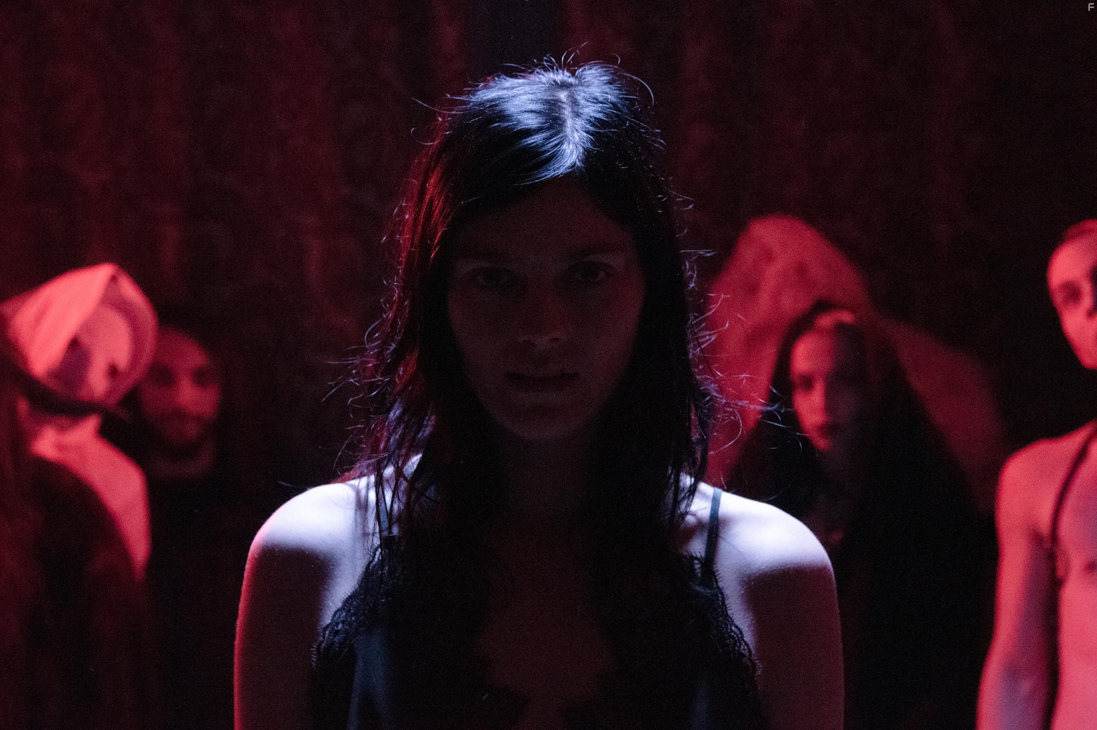 Amber Anderson in Skin Walker (2019)