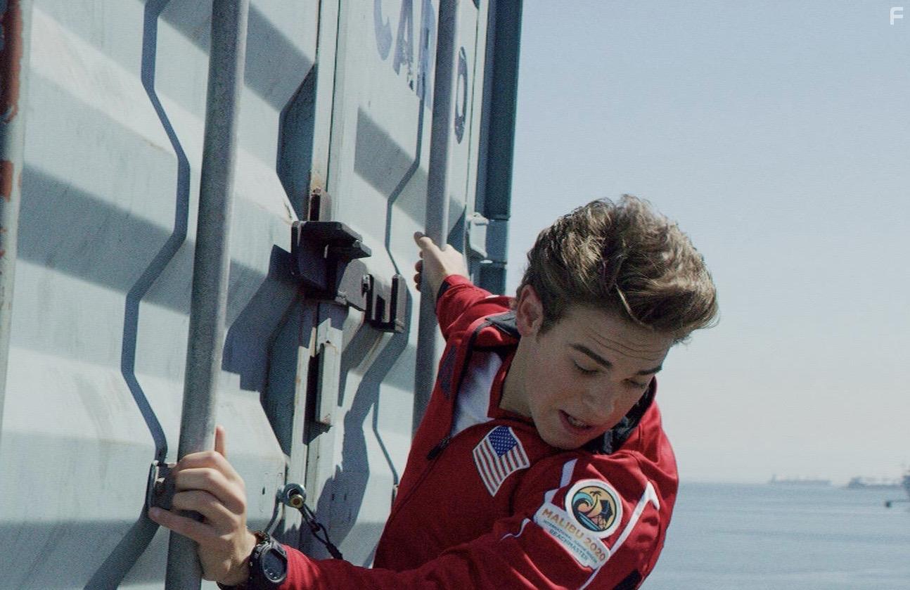 Ricardo Hurtado in Malibu Rescue: The Next Wave (2020)