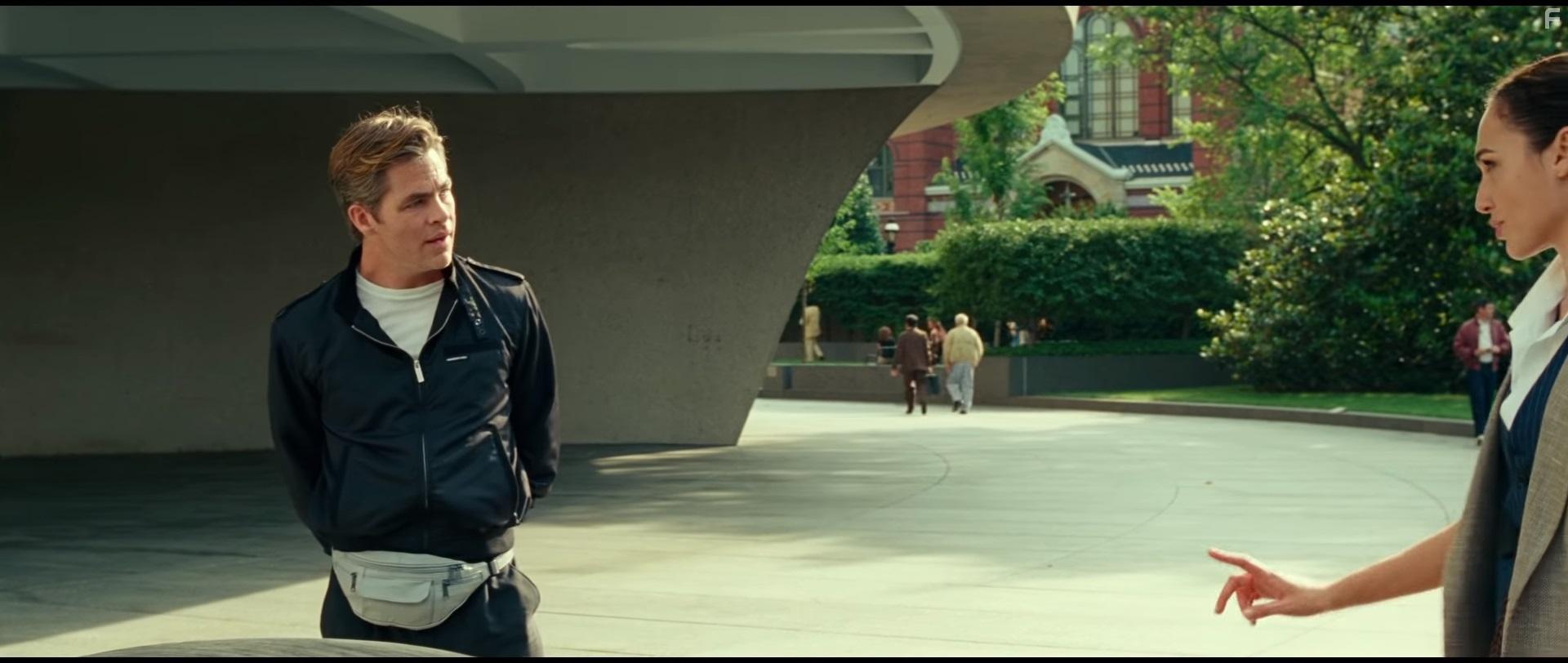 Chris Pine and Gal Gadot in Wonder Woman 1984 (2020)