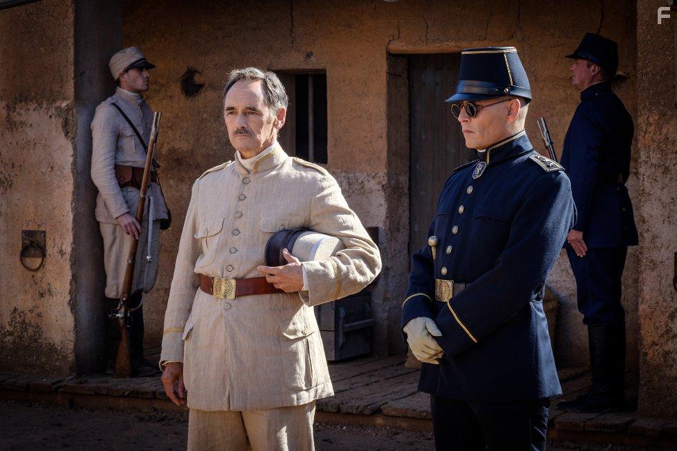 Johnny Depp and Mark Rylance in Waiting for the Barbarians (2019)