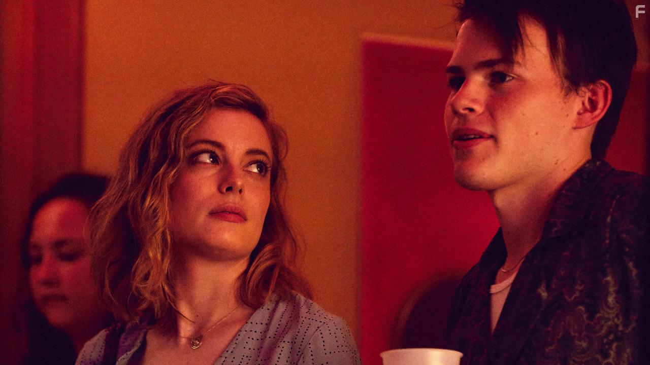 Gillian Jacobs and Josh Wiggins in I Used to Go Here (2020)