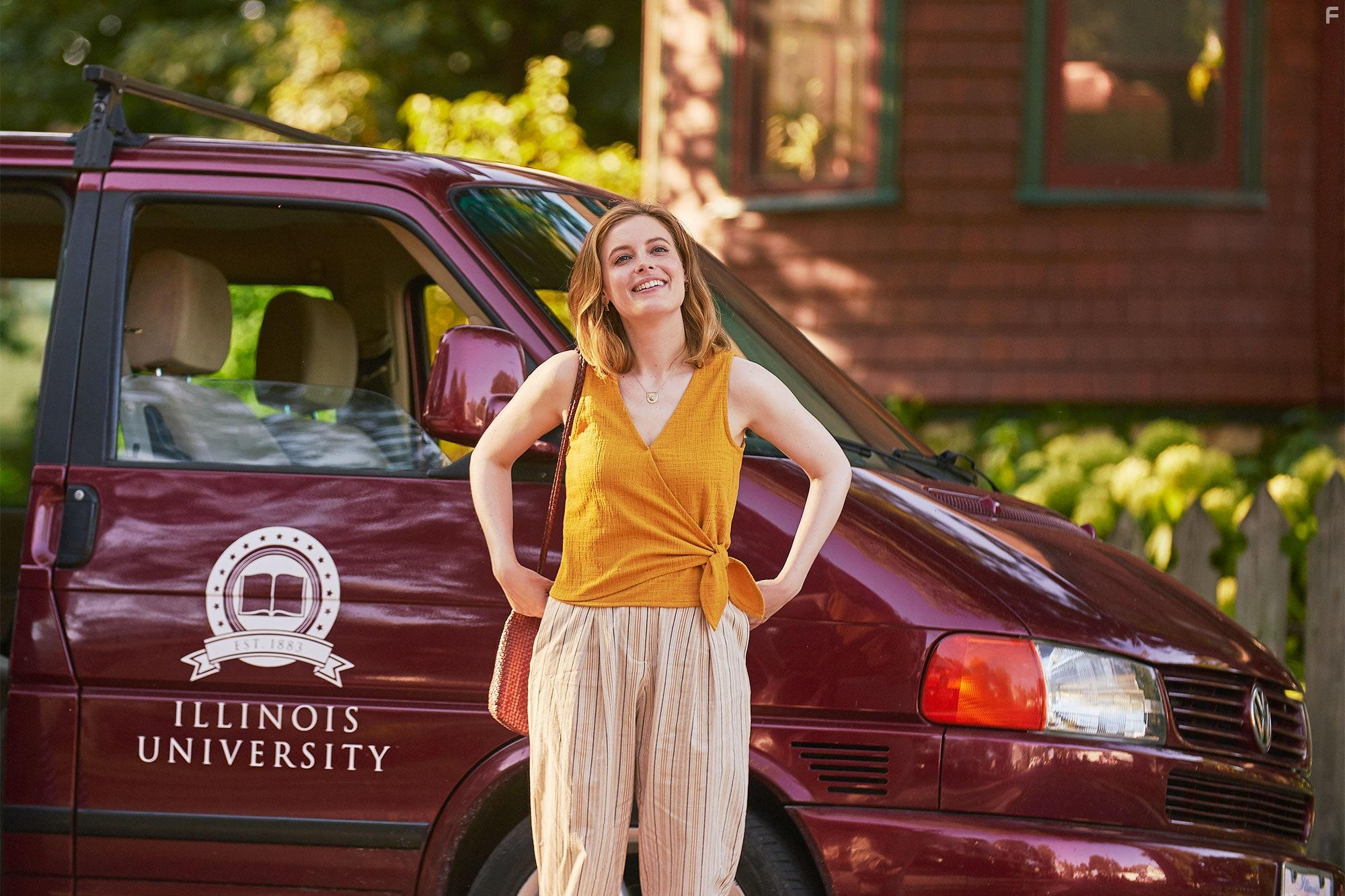 Gillian Jacobs in I Used to Go Here (2020)