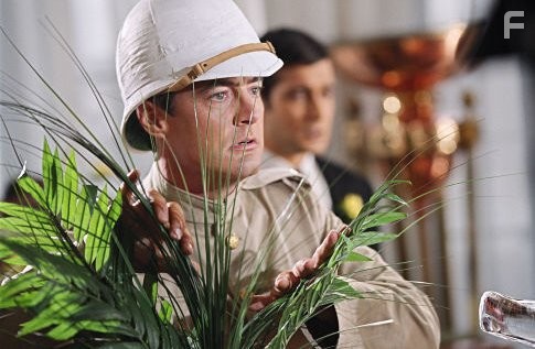 Kyle MacLachlan and Jimi Mistry in Почти натурал (2004)