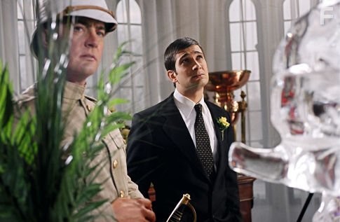 Kyle MacLachlan and Jimi Mistry in Почти натурал (2004)