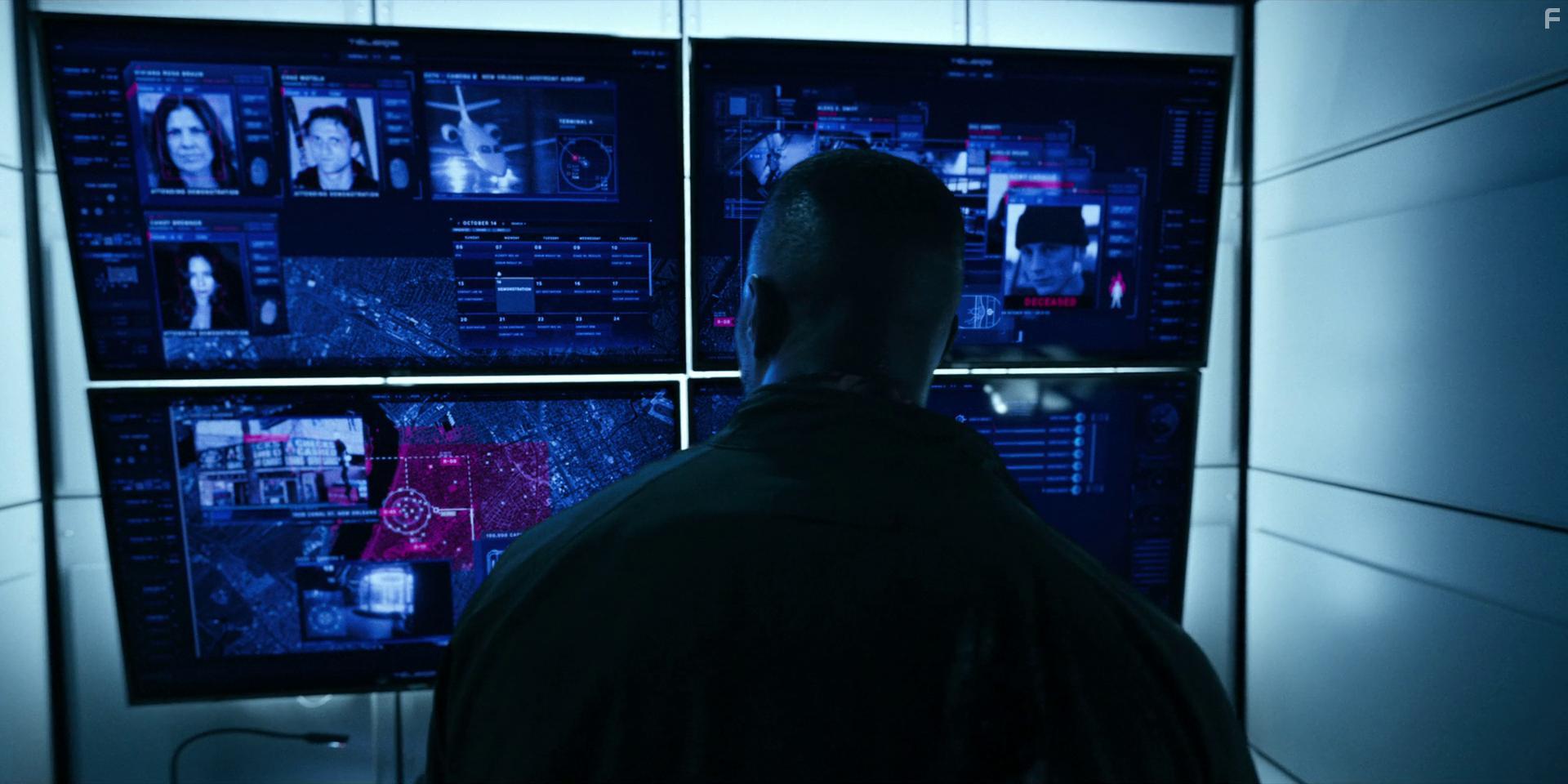 Jamie Foxx, Machine Gun Kelly, Rose Bianco, Casey Neistat, and Jazzy De Lisser in Project Power (2020)