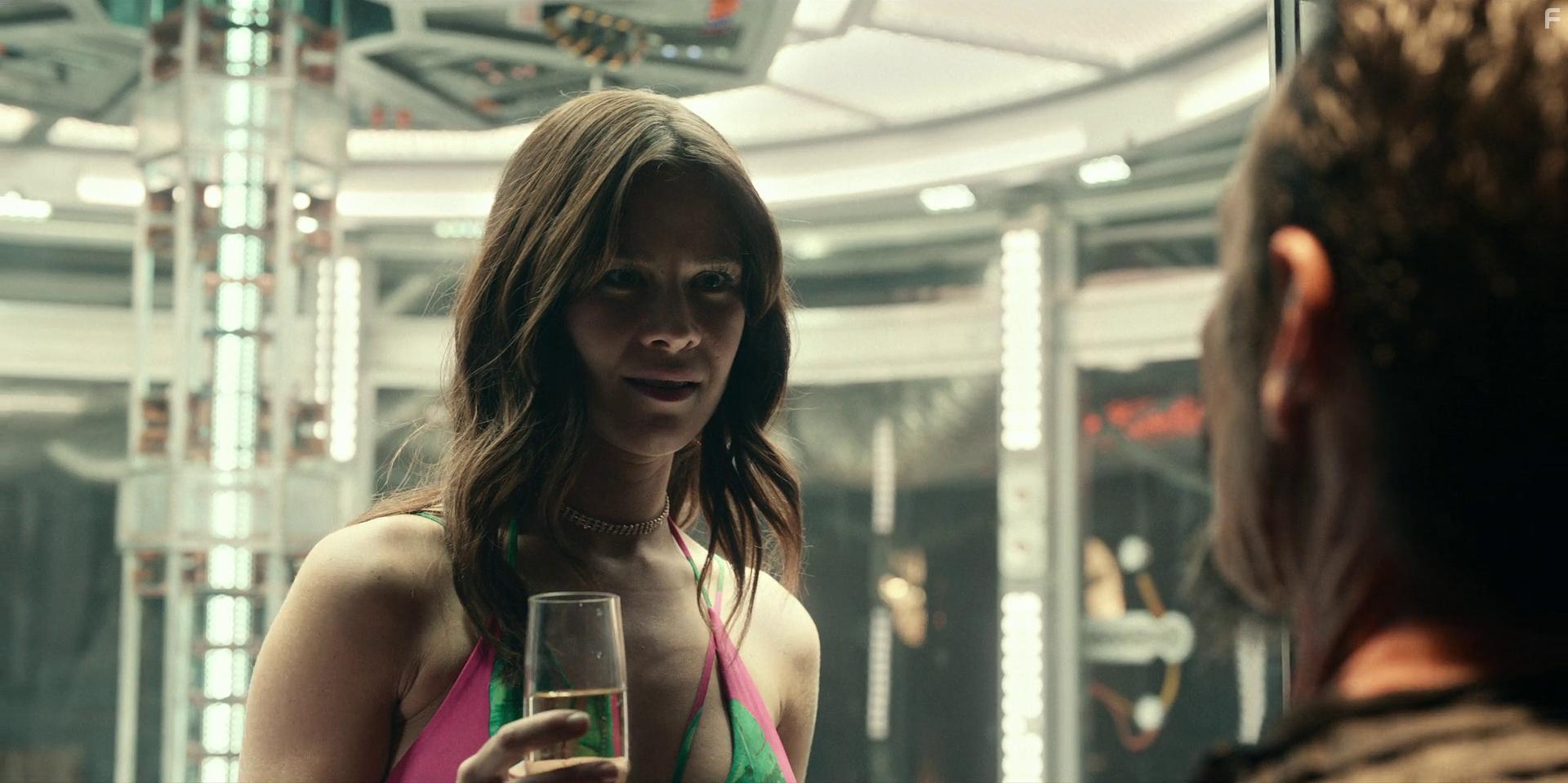 Rodrigo Santoro and Jazzy De Lisser in Project Power (2020)