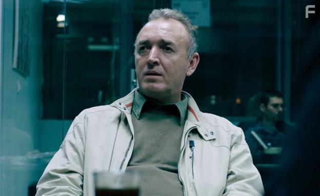 Shalom Assayag in Manayek (2020)