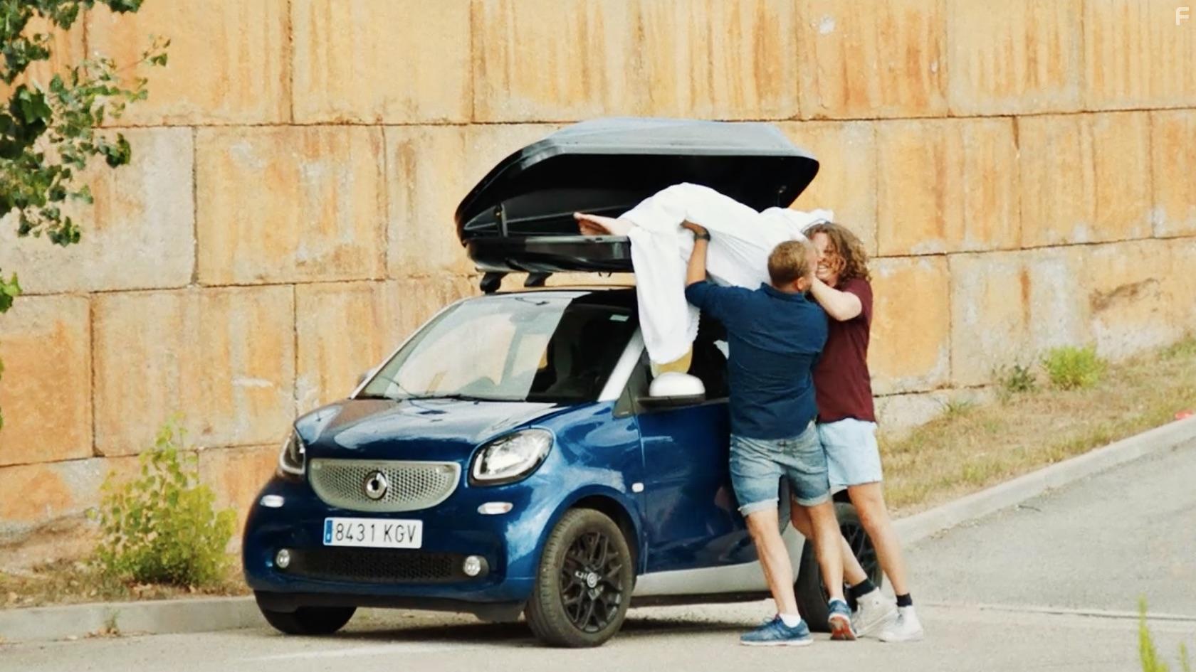 Magnus Millang and Emil Millang in Selvhenter (2019)