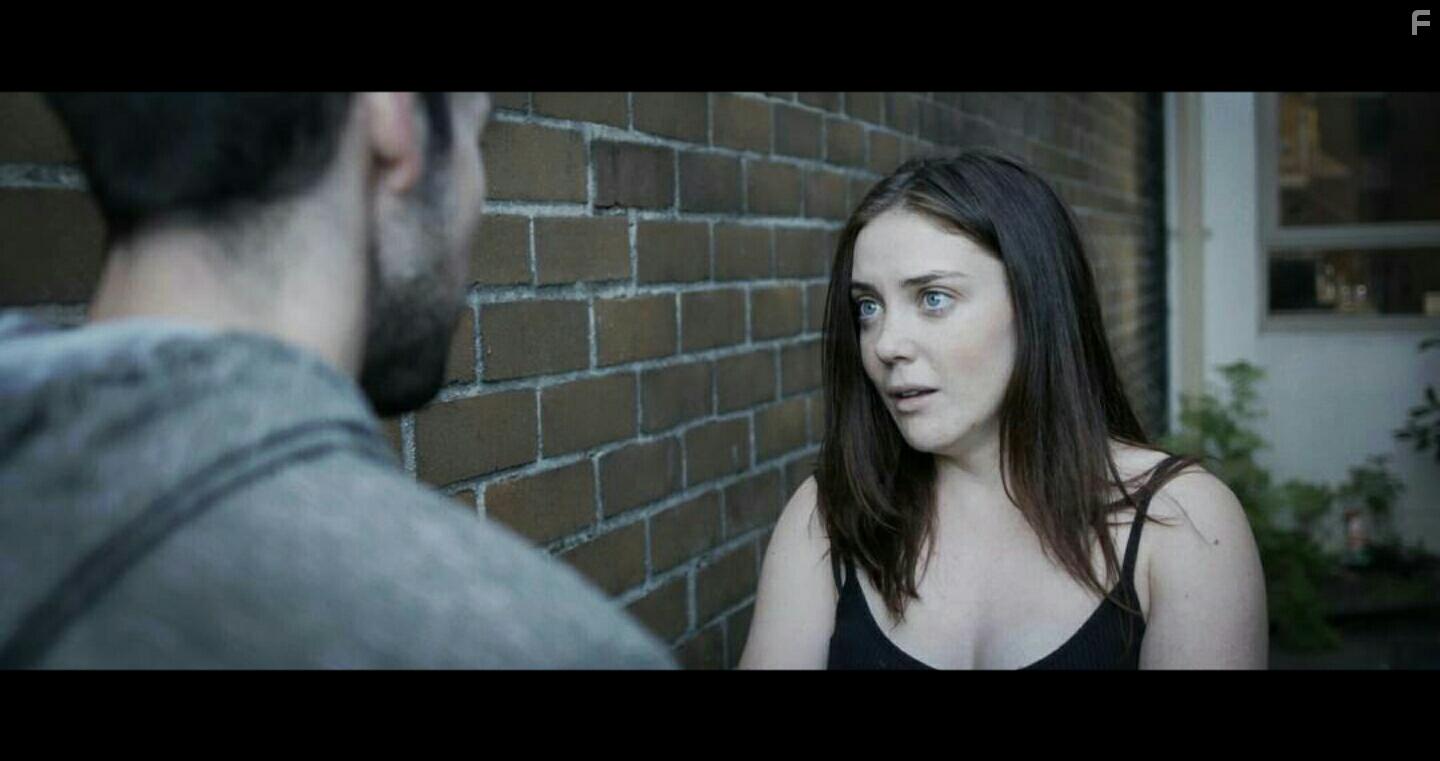 Isabel Dickson in Fragmentary (2019)