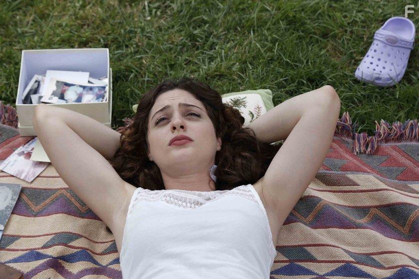 Seren Sirince in Iliski Durumu: Karisik (2015)