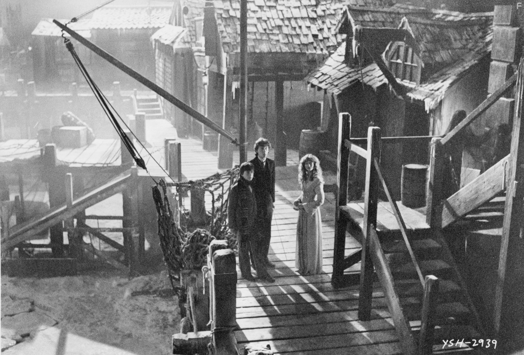 Sophie Ward, Alan Cox, and Nicholas Rowe in Молодой Шерлок Холмс (1985)