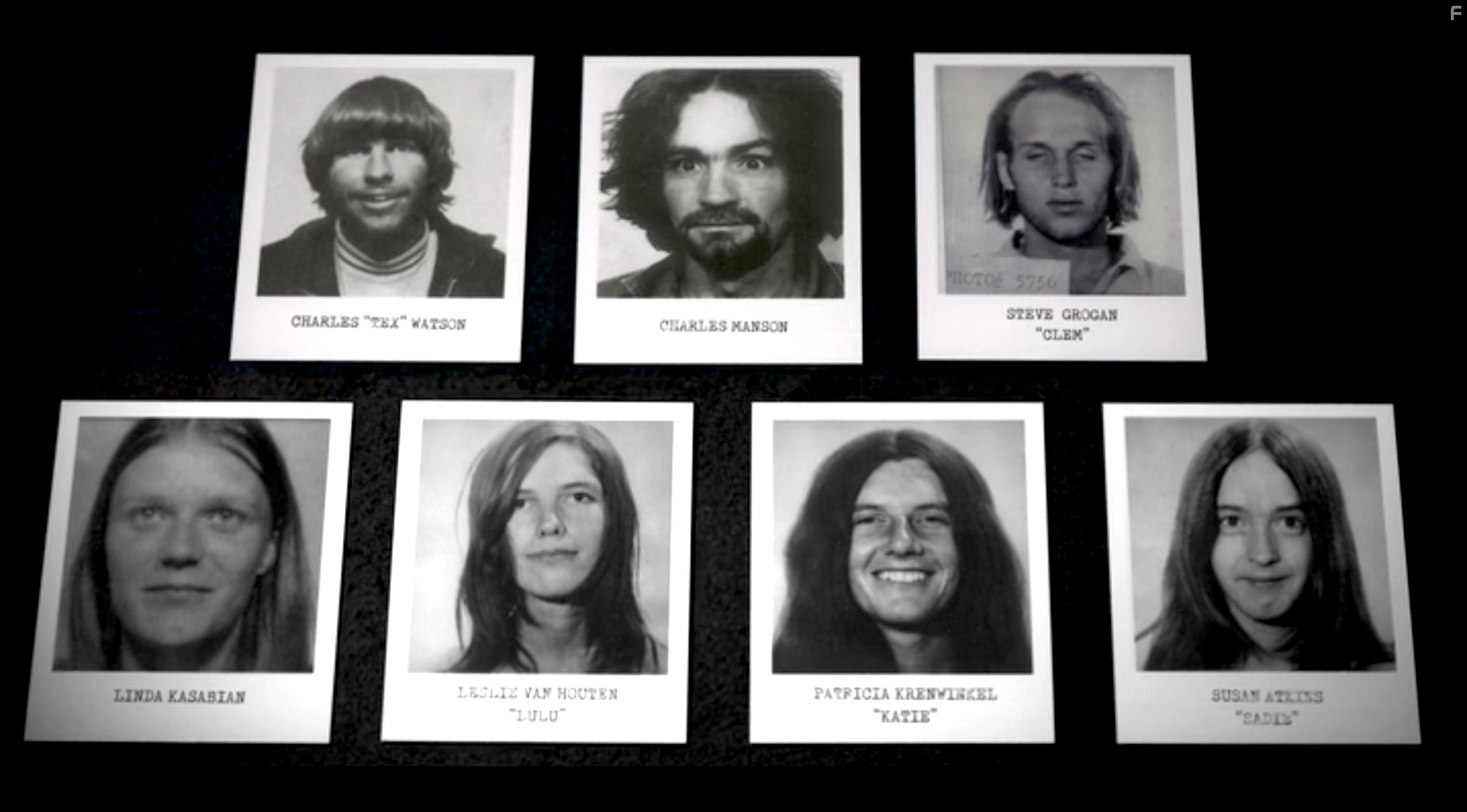 Steve Grogan, Charles Manson, Leslie Van Houten, Patricia Krenwinkel, Charles Watson, Susan Atkins, and Linda Kasabian in Helter Skelter (2020)