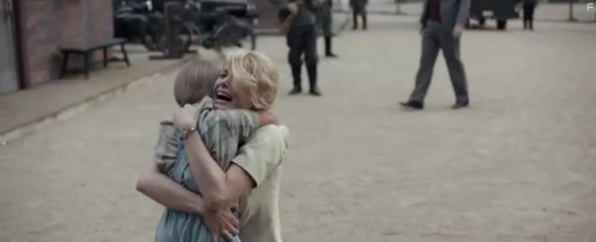 Mehmet Ezel zgn and Burcu Biricik in iero (2019)