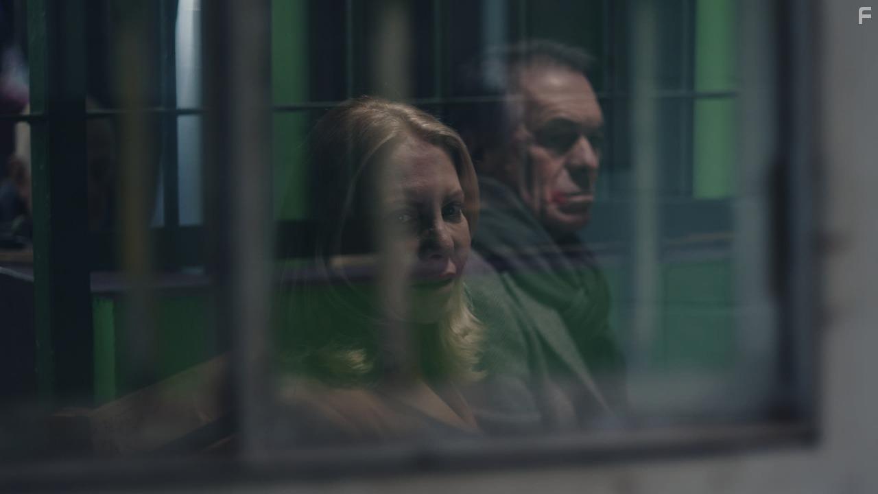 Crmenes de familia (2020)