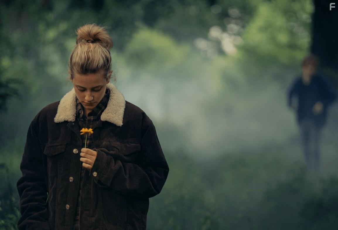 Austin Abrams and Lili Reinhart in Chemical Hearts (2020)