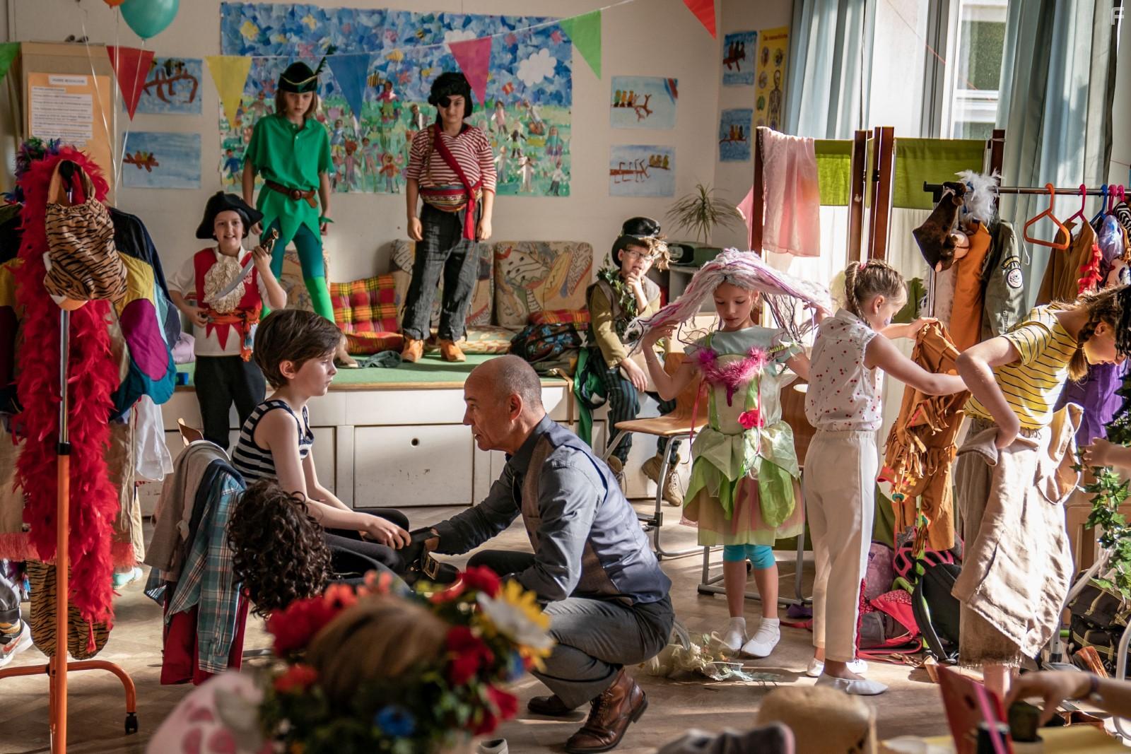 Heiner Lauterbach and Bruno Grner in Enkel fr Anfnger (2020)