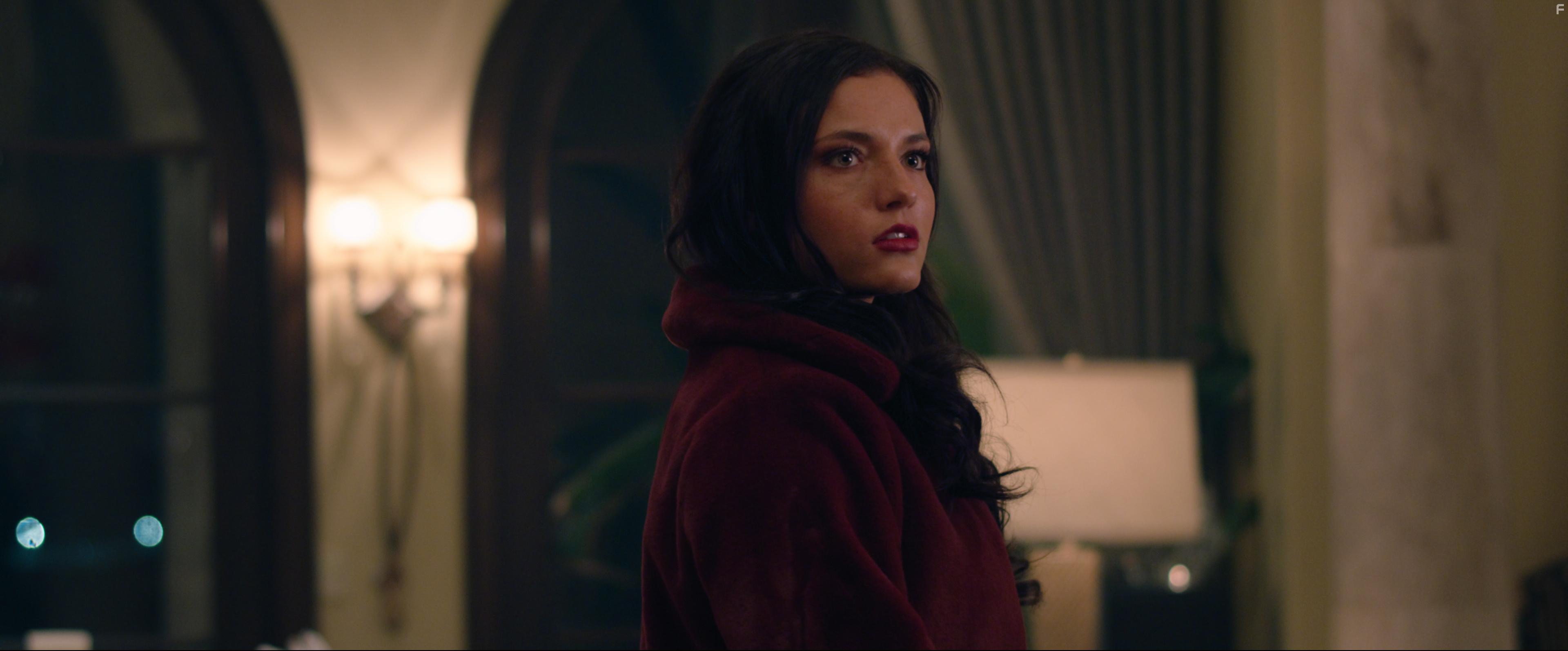 Jade Chynoweth in Max Winslow and the House of Secrets (2019)