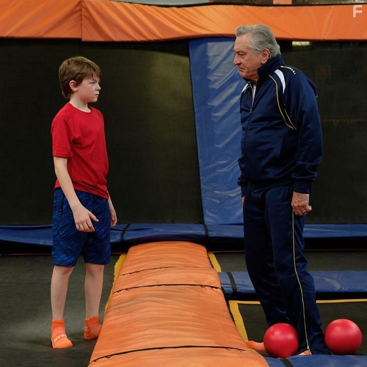 Robert De Niro and Oakes Fegley in The War with Grandpa (2020)