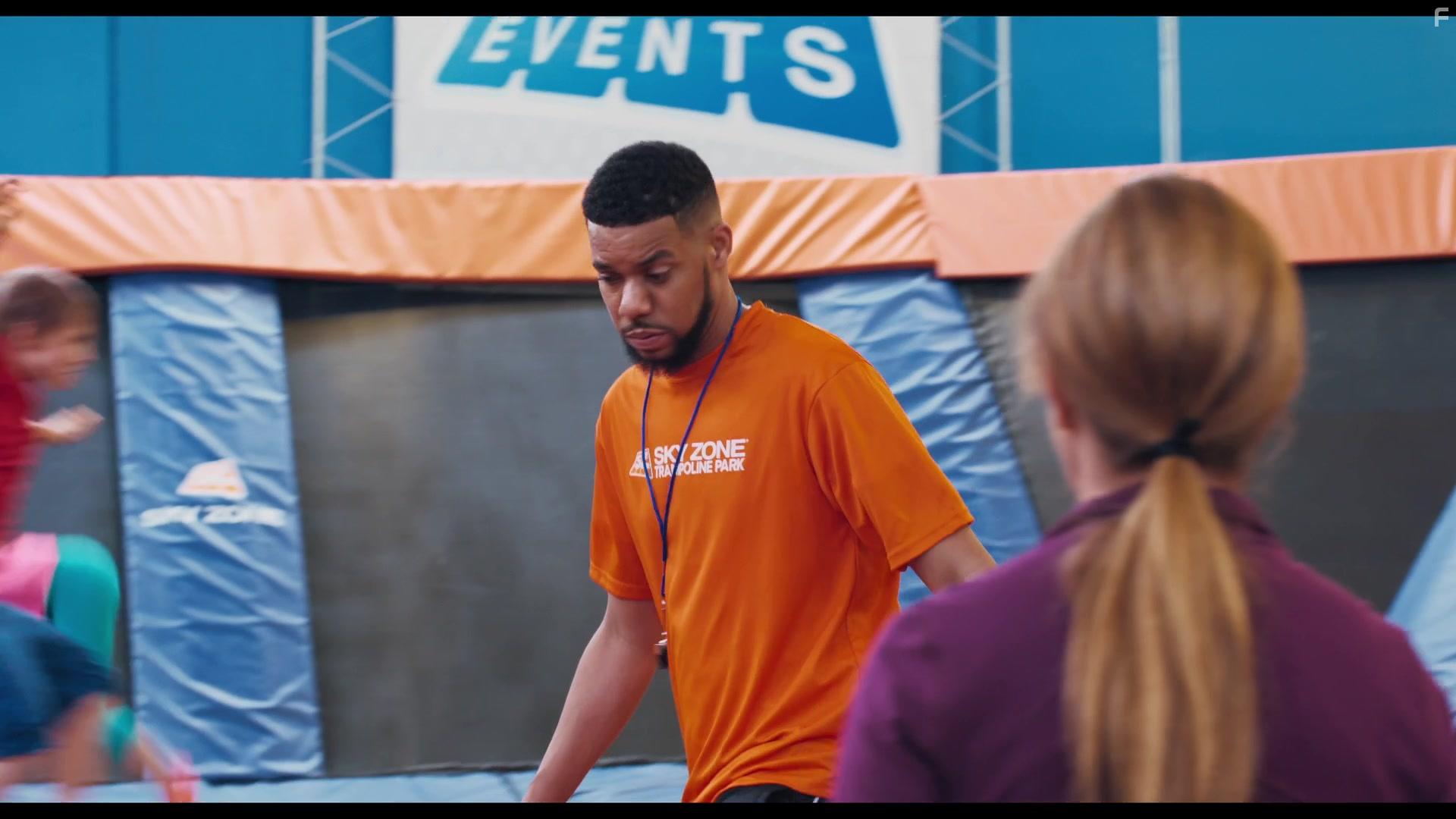 Jane Seymour in The War with Grandpa (2020)