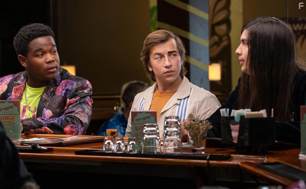 Skyler Gisondo, Dexter Darden, and Eduardo Franco in The Binge (2020)
