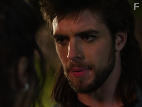 Быть человеком (2011)