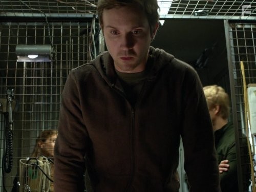 Быть человеком (2011)