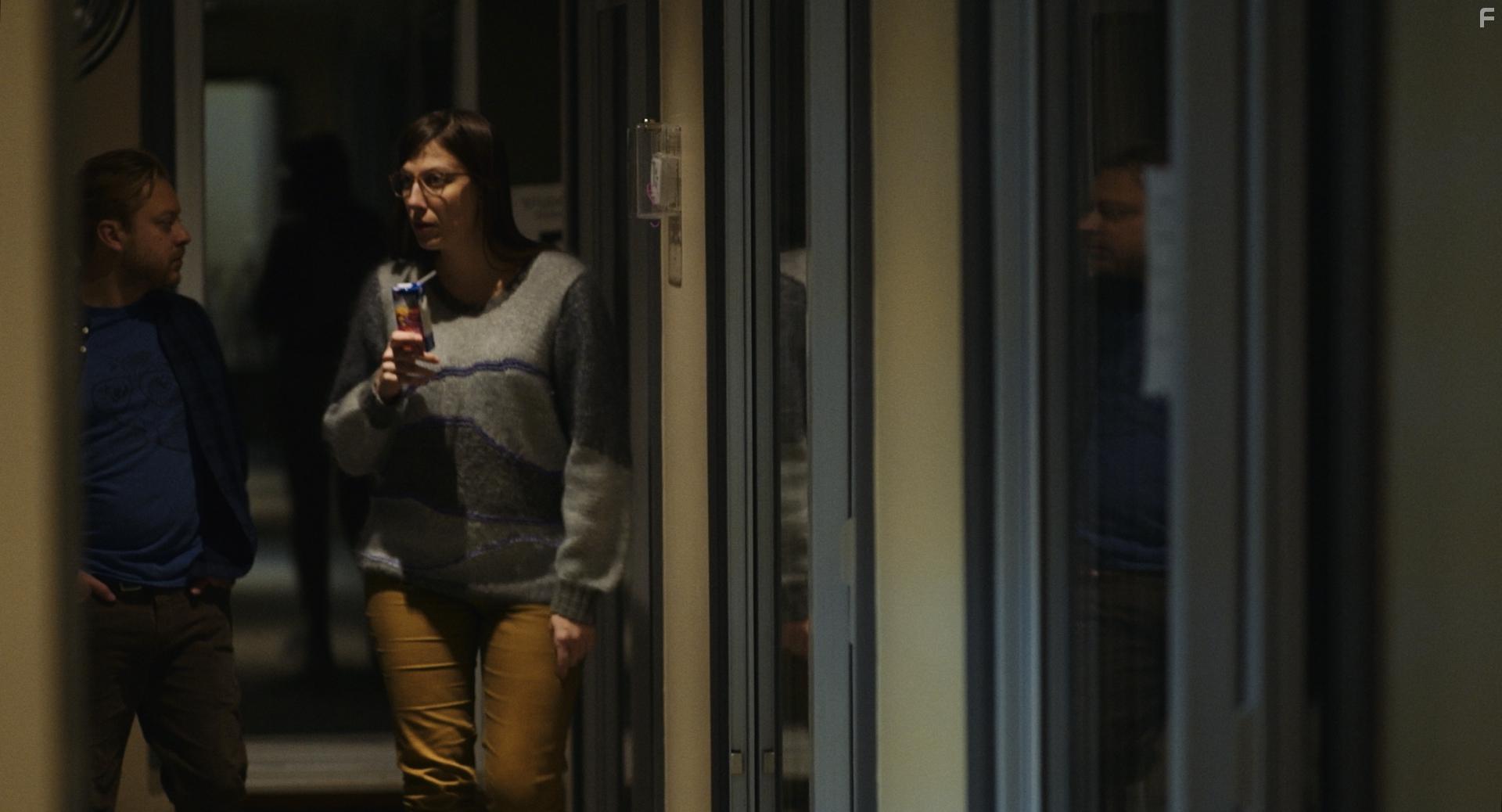 Guillaume Lambert and Sarianne Cormier in Les scnes fortuites (2018)