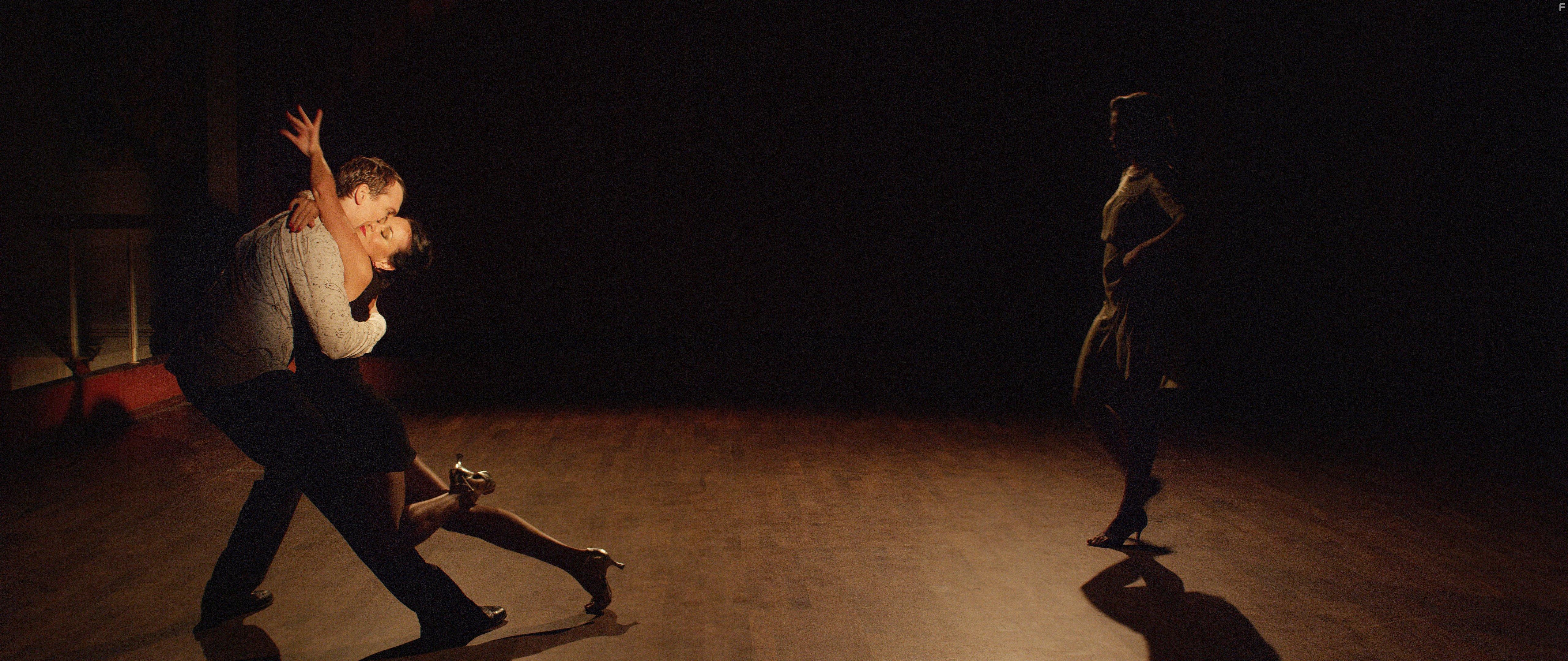 Rikard Svensson, Anna Sise, and Hilderun Gorpe in Dansa frst (2018)