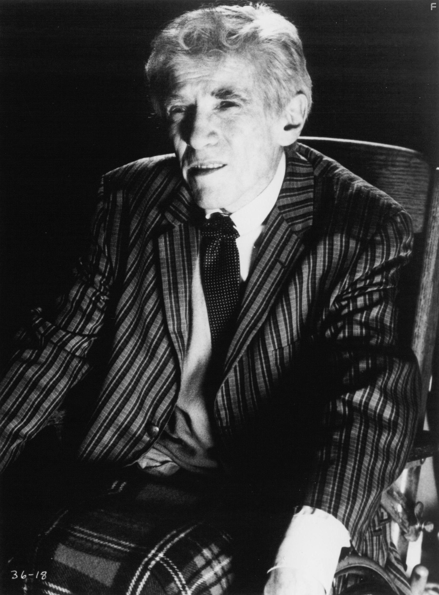 William Hickey in Сказки с темной стороны (1990)
