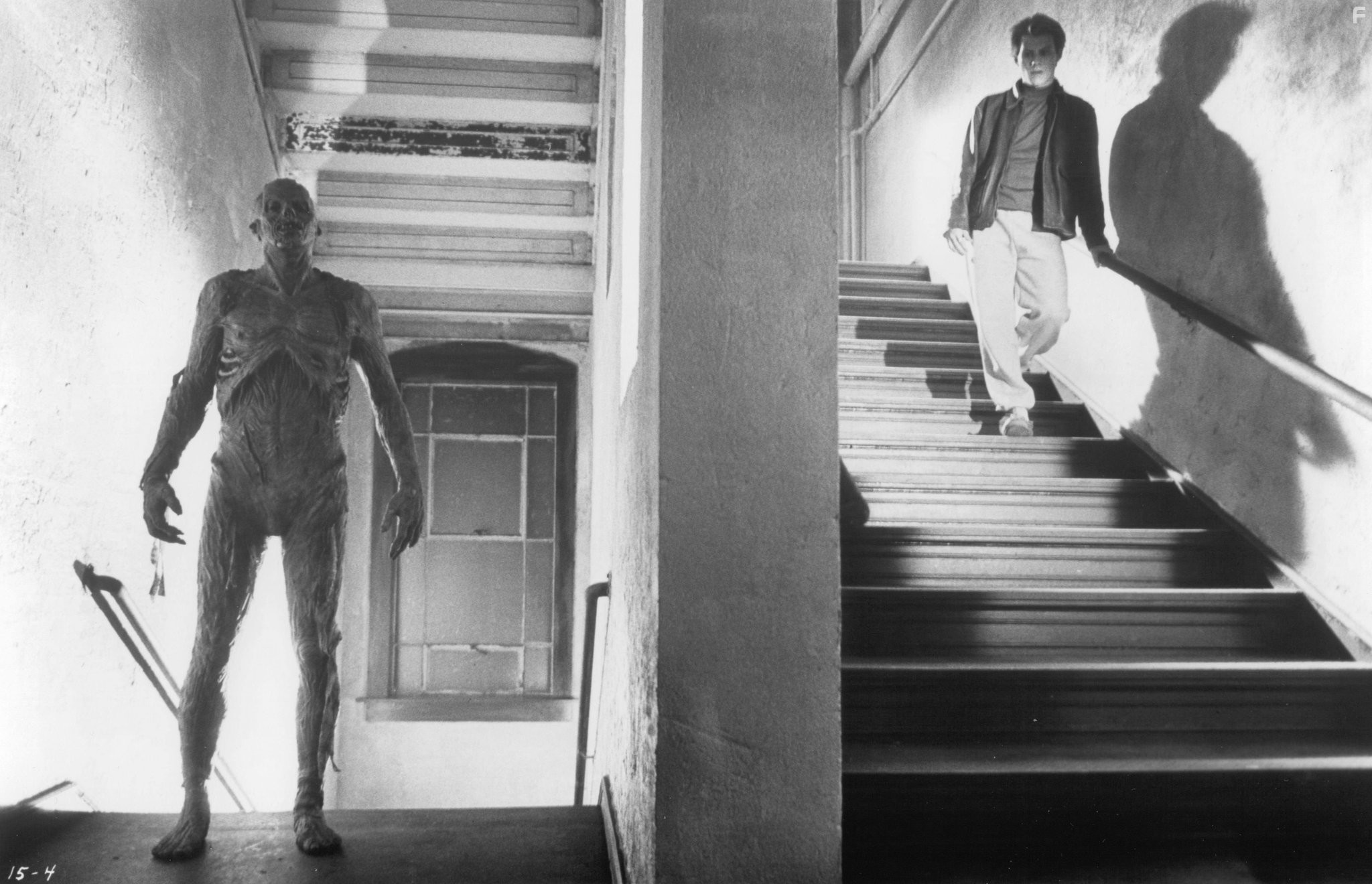 Christian Slater and Michael Deak in Сказки с темной стороны (1990)