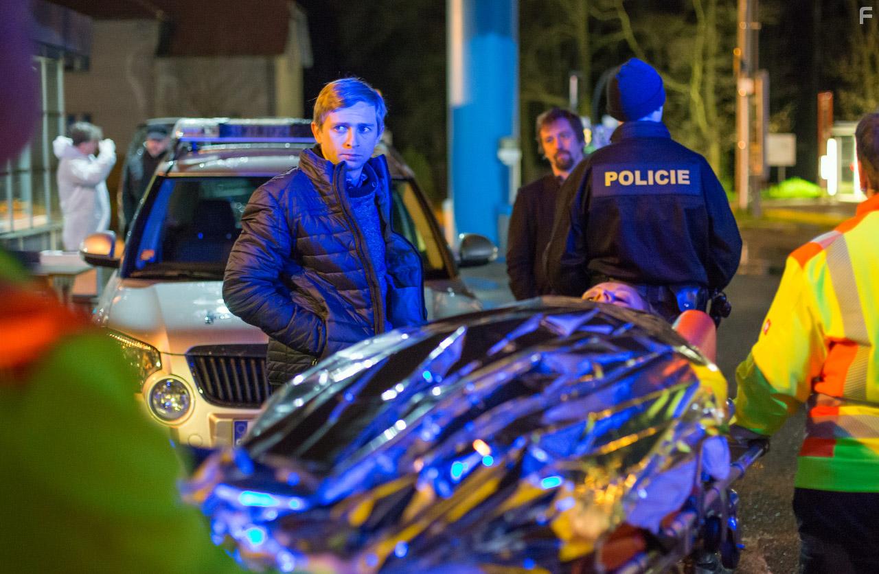 Jan Dolansk and Luks Prkazsk in Rapl (2016)