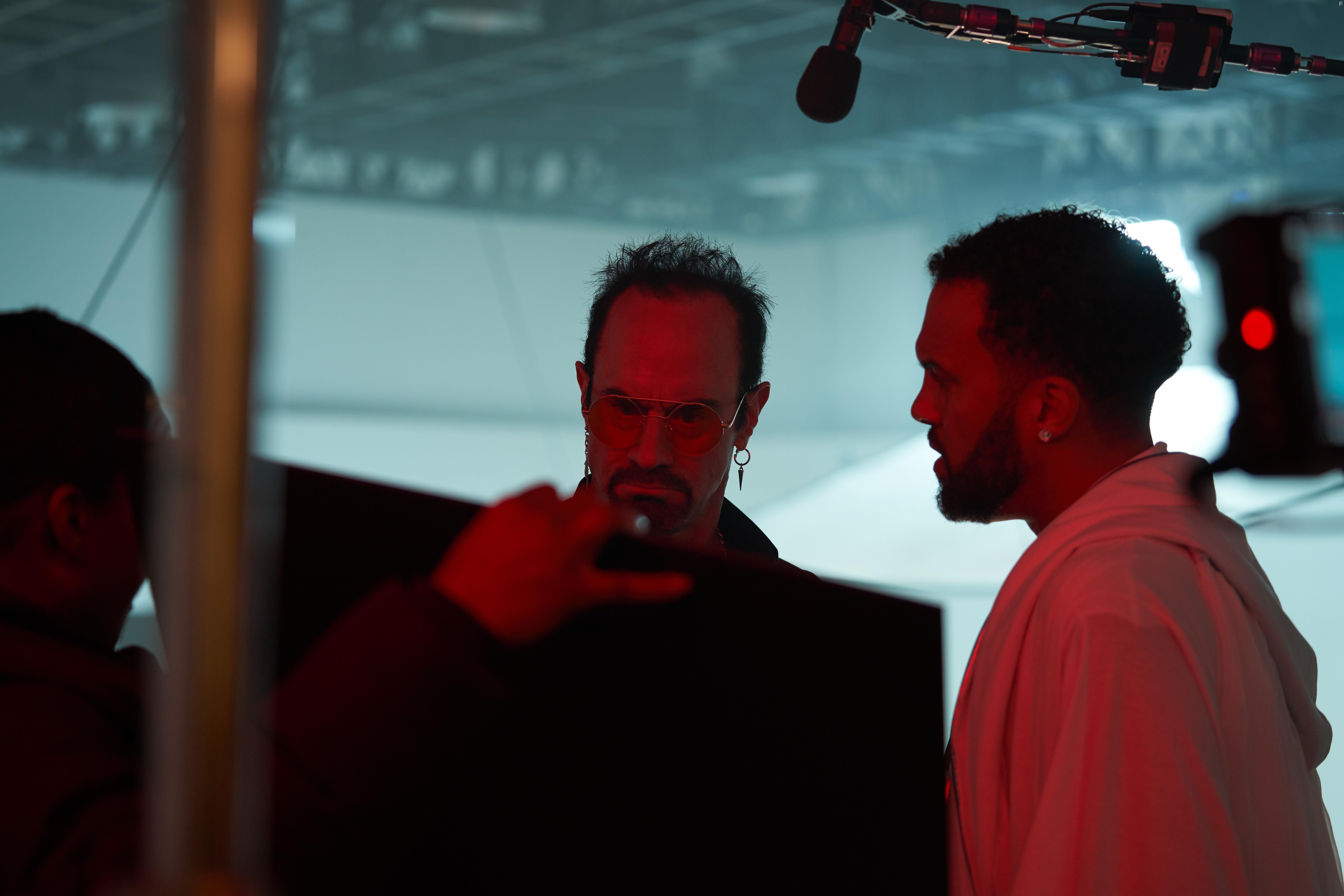 Christopher Meloni and O-T Fagbenle in Maxxx (2020)