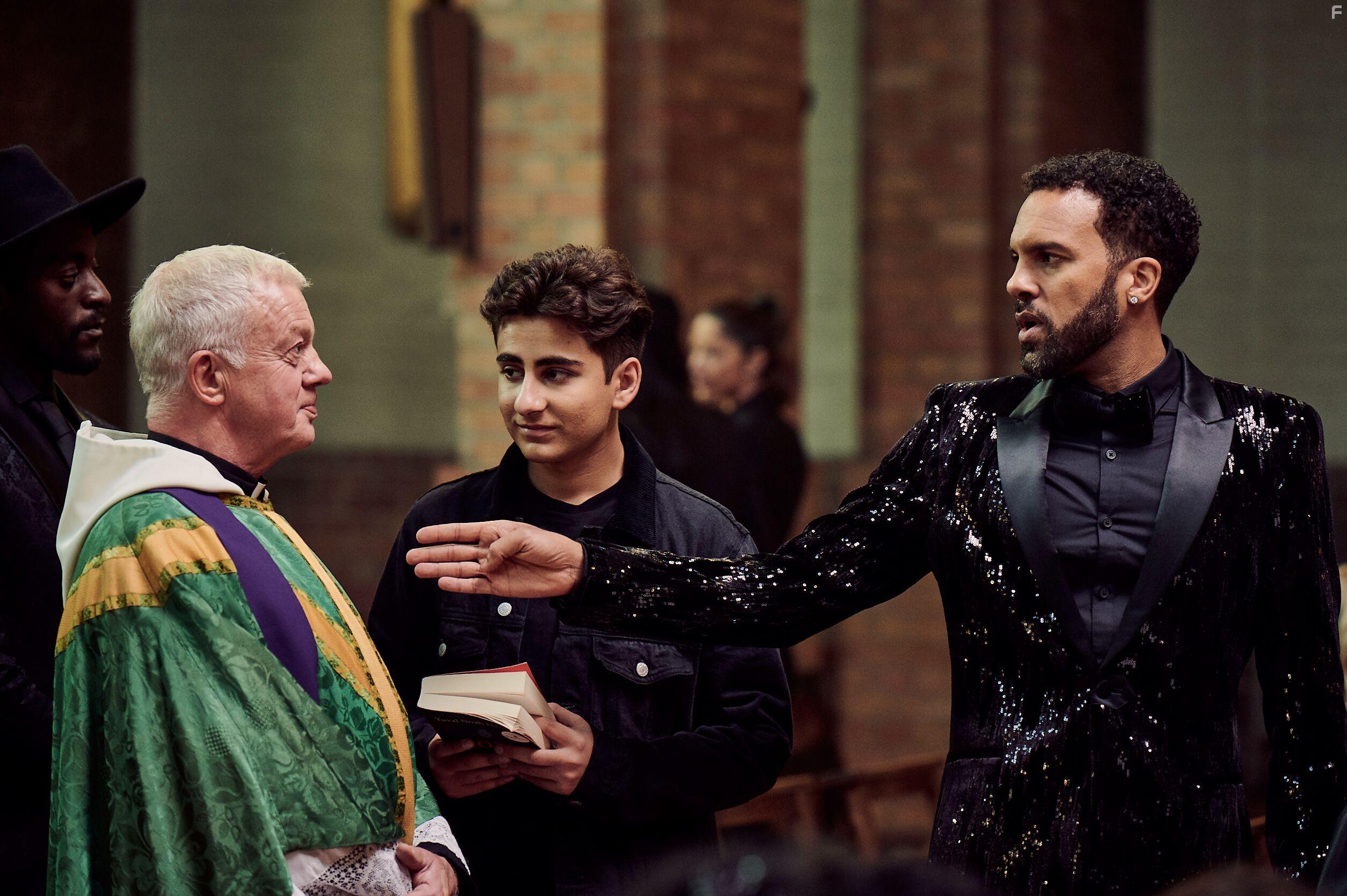 Kim Wall, O-T Fagbenle, and Alan Asaad in Maxxx (2020)