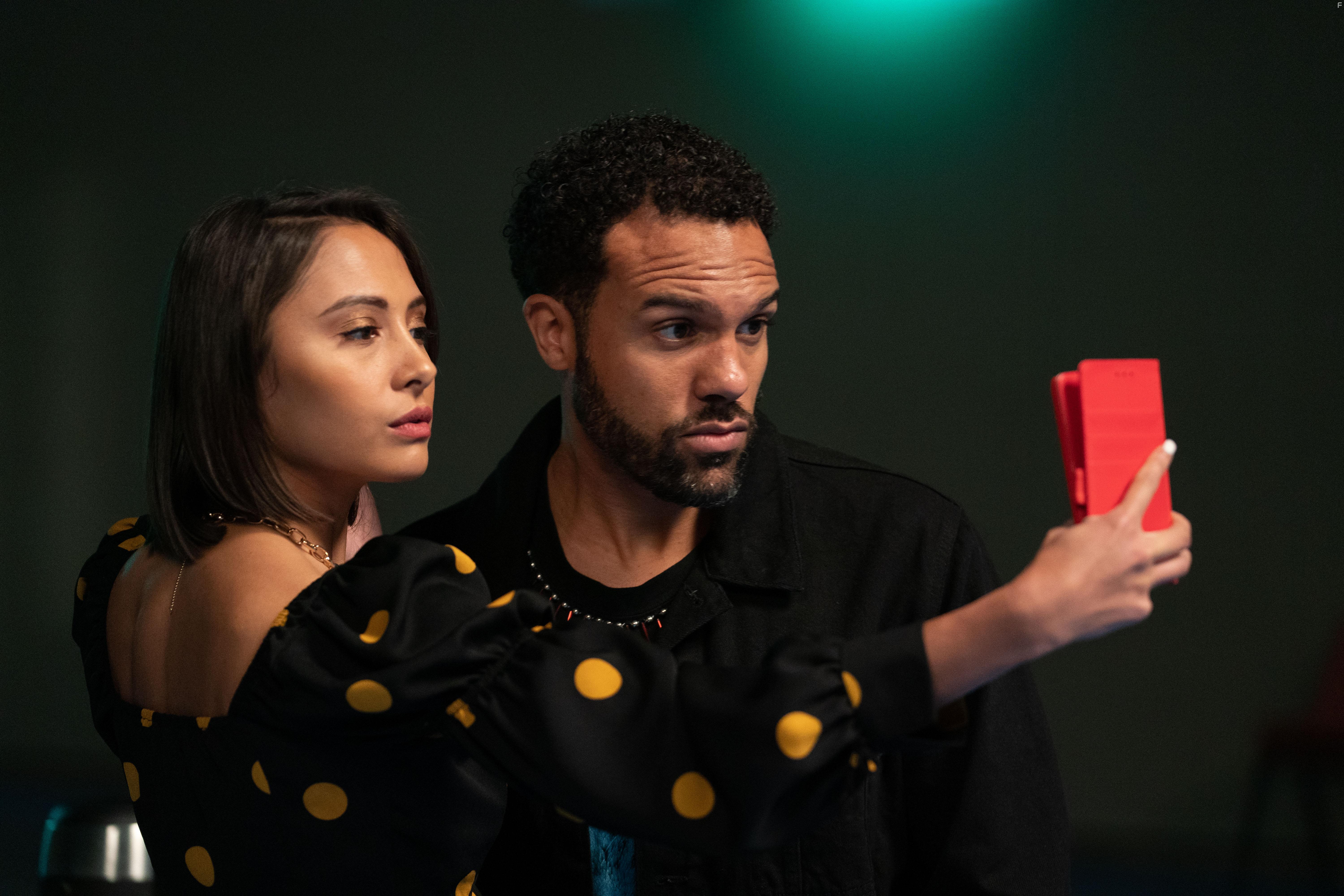 O-T Fagbenle and Klariza Clayton in Maxxx (2020)