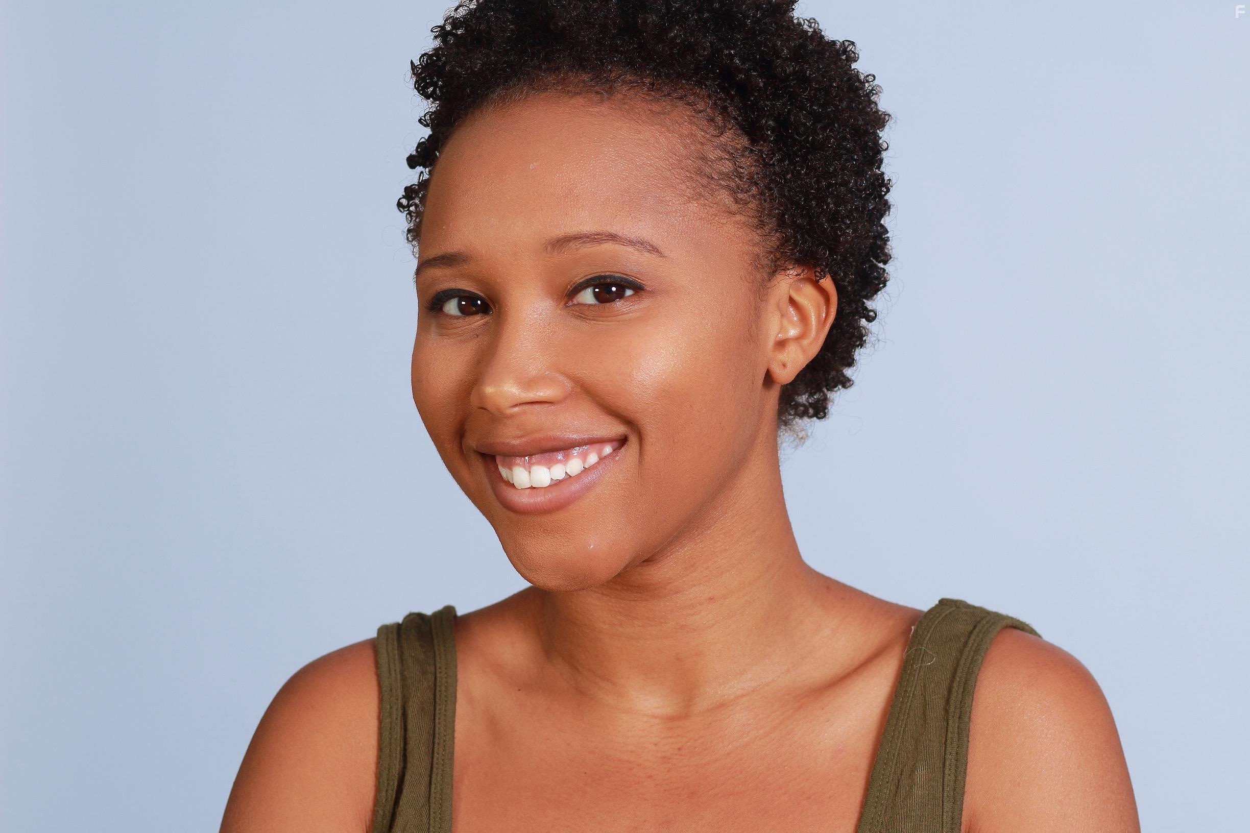 Gabrielle Barlatier in Critical Thinking (2020)