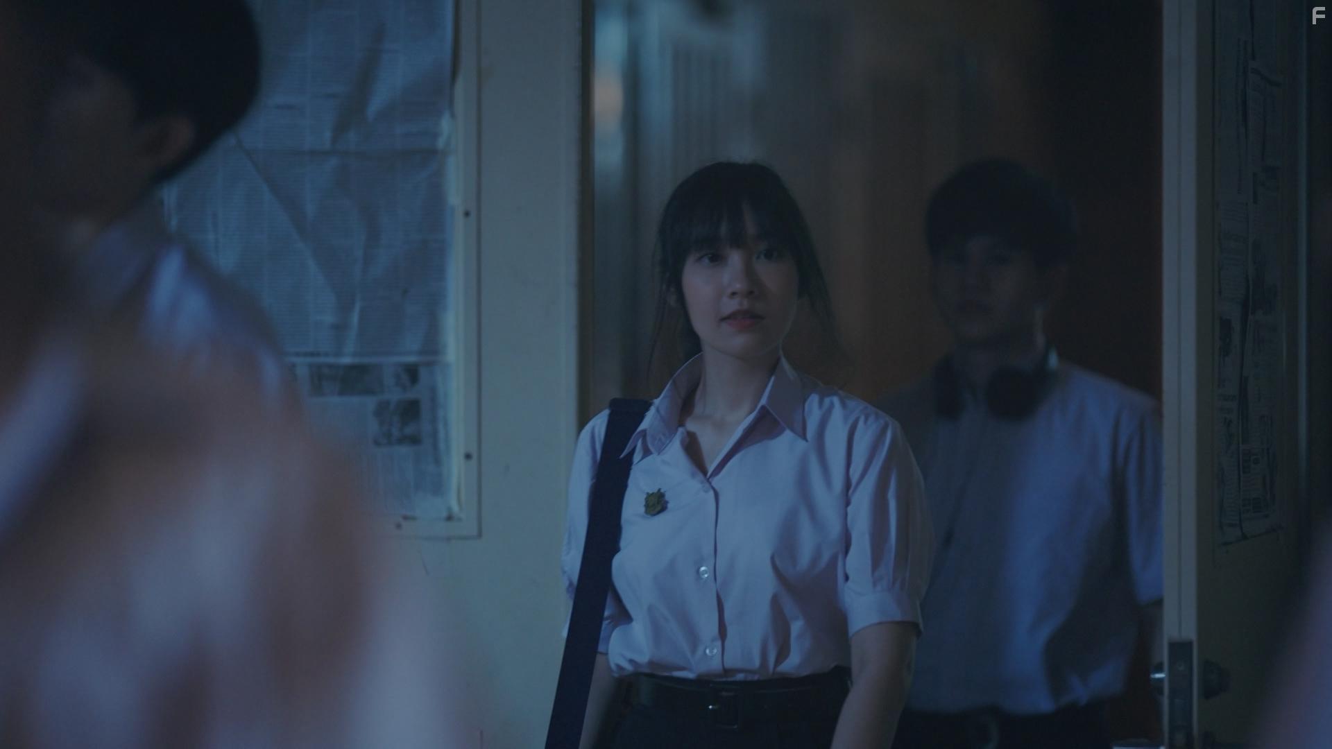 Napasorn Weerayuttvilai in The Gifted: Graduation: Episode #1.1 (2020)