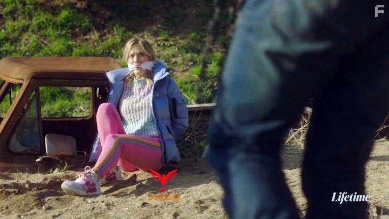 Kabby Borders in Off the Grid (2020)