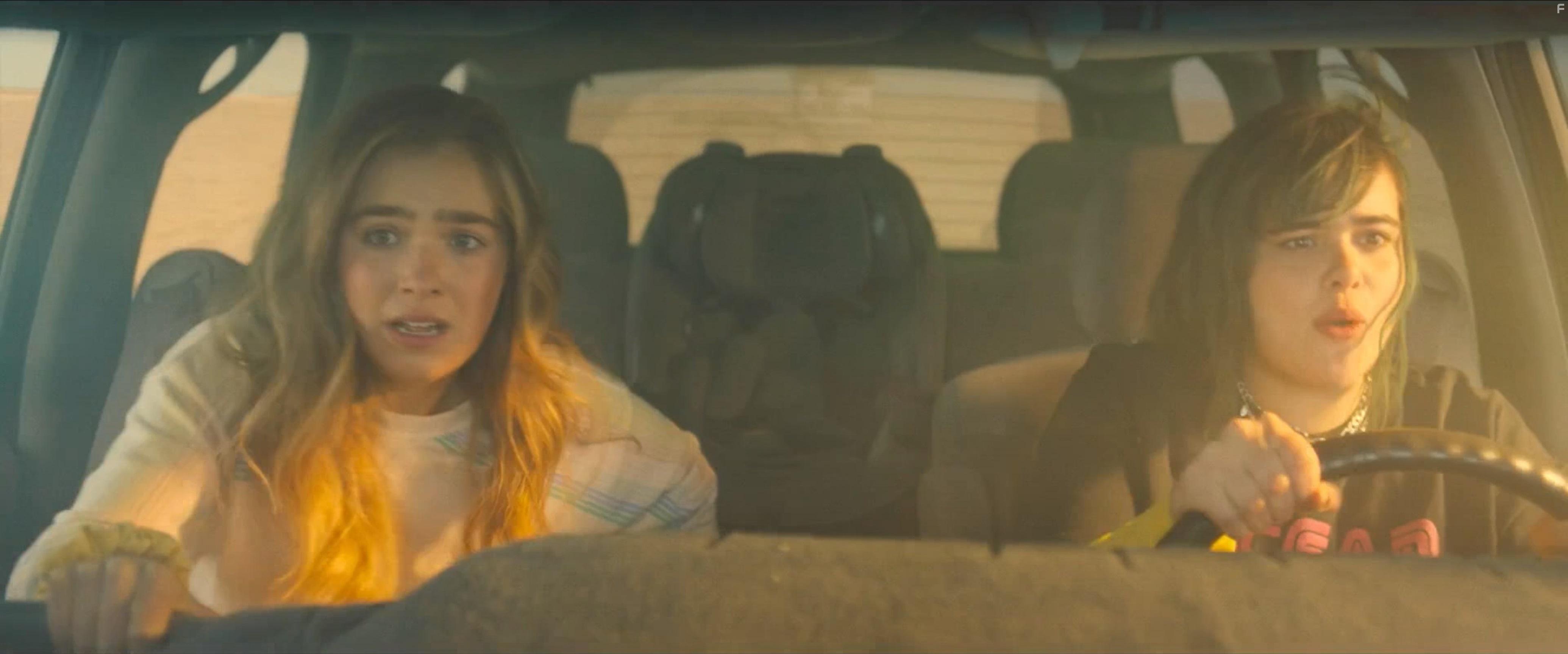 Haley Lu Richardson and Barbie Ferreira in Unpregnant (2020)