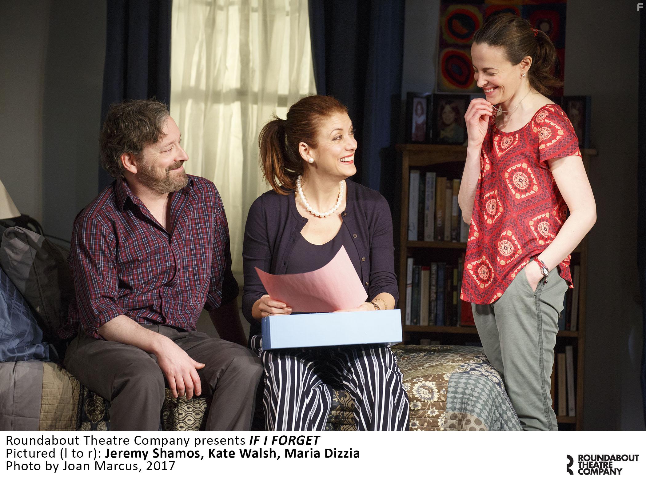 Kate Walsh, Larry Bryggman, Tasha Lawrence, Jeremy Shamos, Gary Wilmes, Maria Dizzia, and Seth Michael Steinberg in If I Forget (2017)