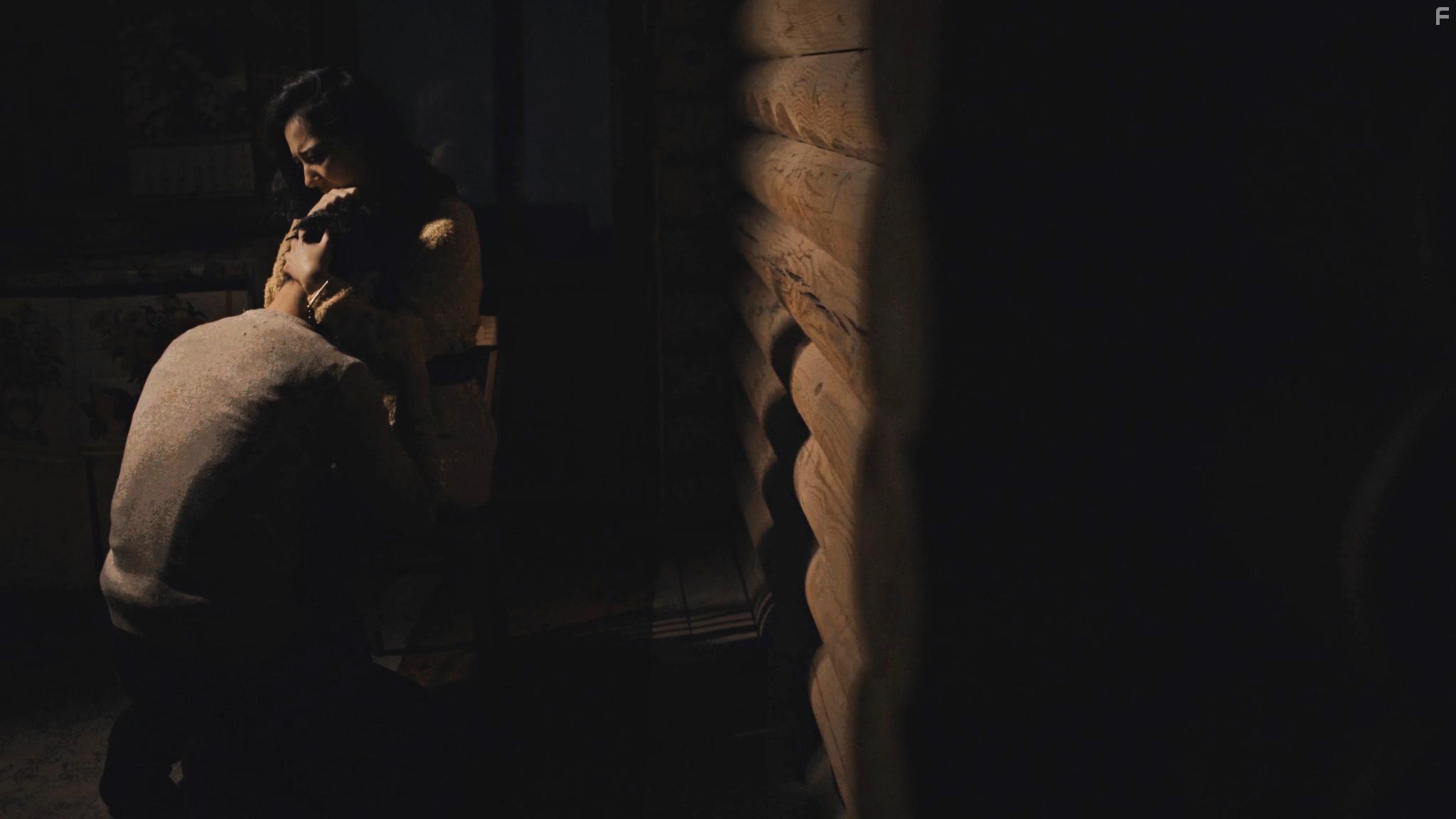 Nurgul Alpysbayeva and Marat Abishev in Tak sebe zima (2018)