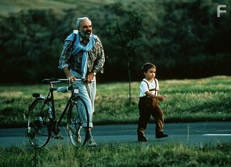 Zdenek Sver?k and Andrey Khalimon in Коля (1996)