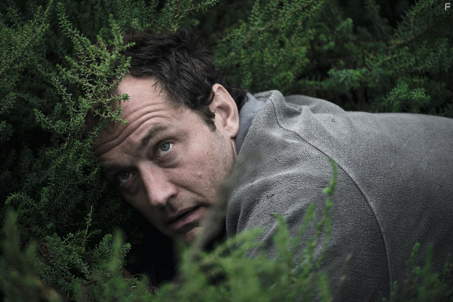 Jude Law in The Third Day (2020)