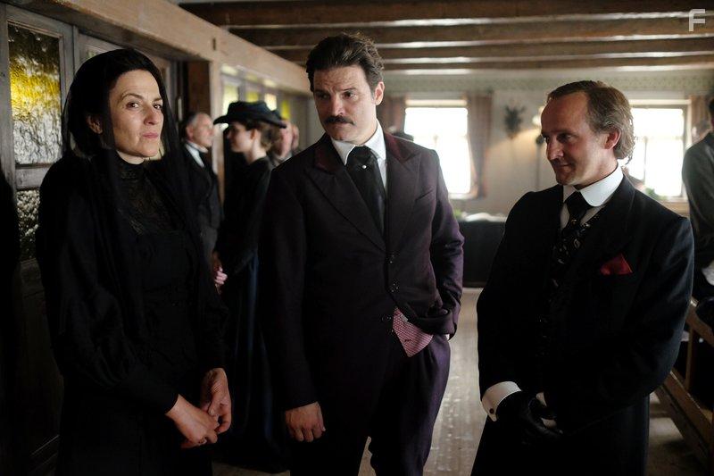Martina Gedeck, Misel Maticevic, and Maximilian Brckner in Oktoberfest 1900 (2020)