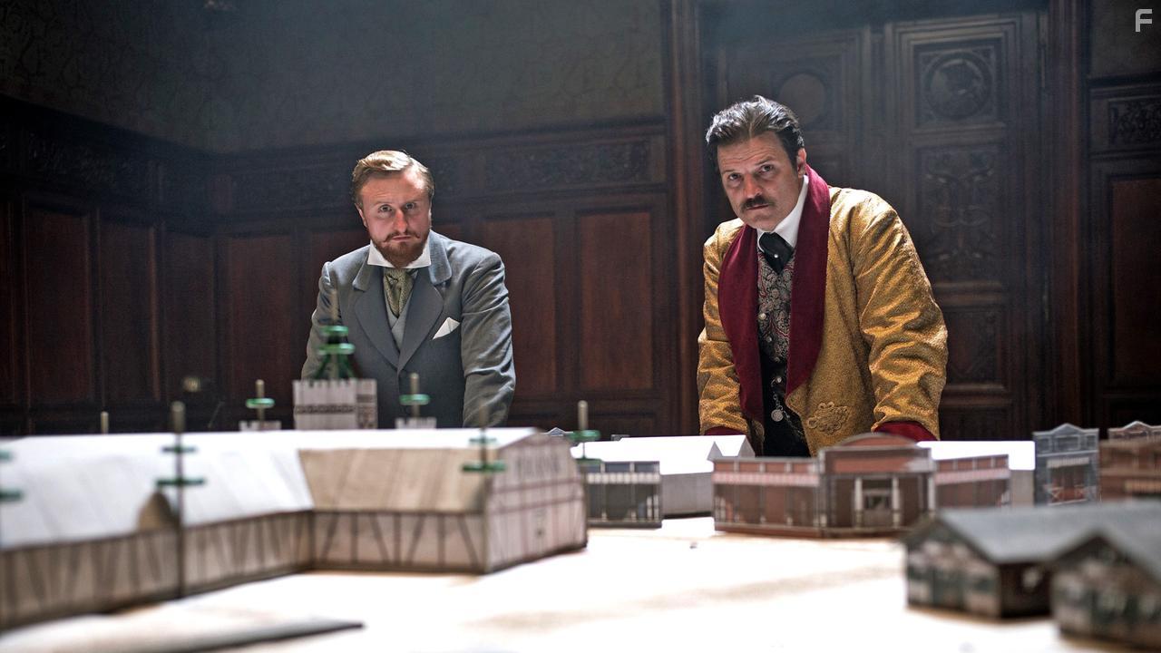 Misel Maticevic and Michael Kranz in Oktoberfest 1900 (2020)