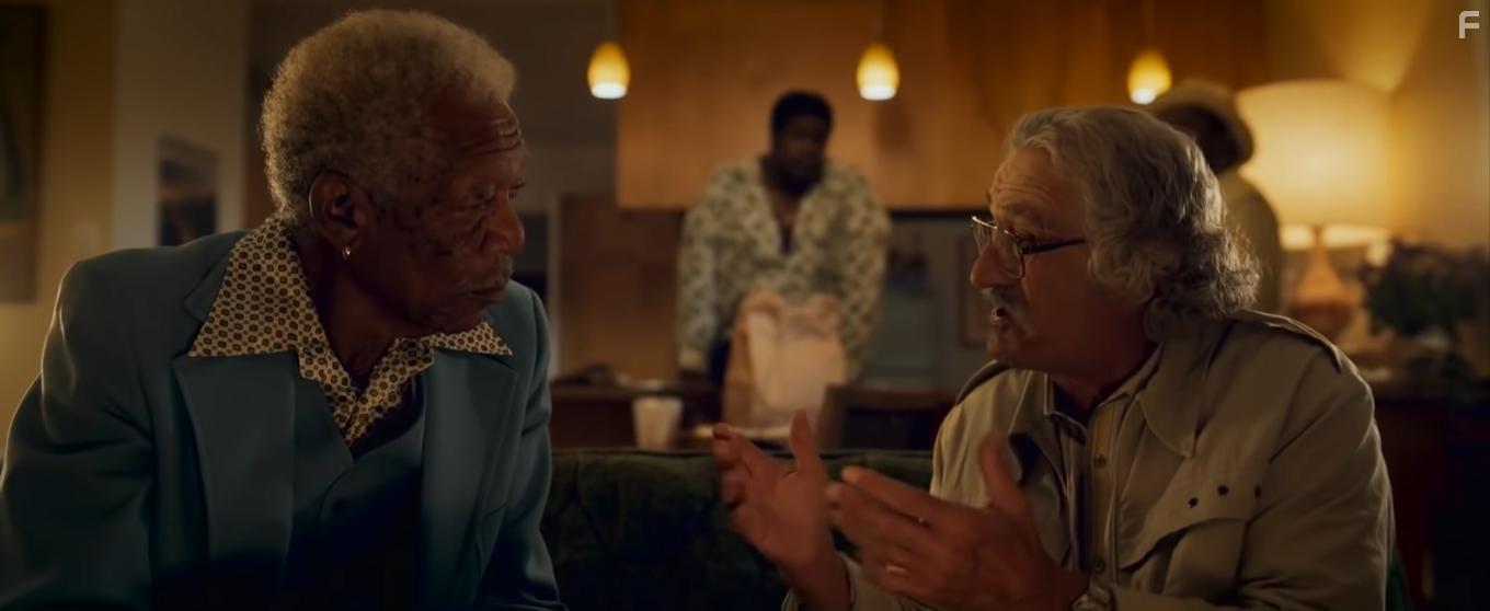 Robert De Niro and Morgan Freeman in The Comeback Trail (2020)