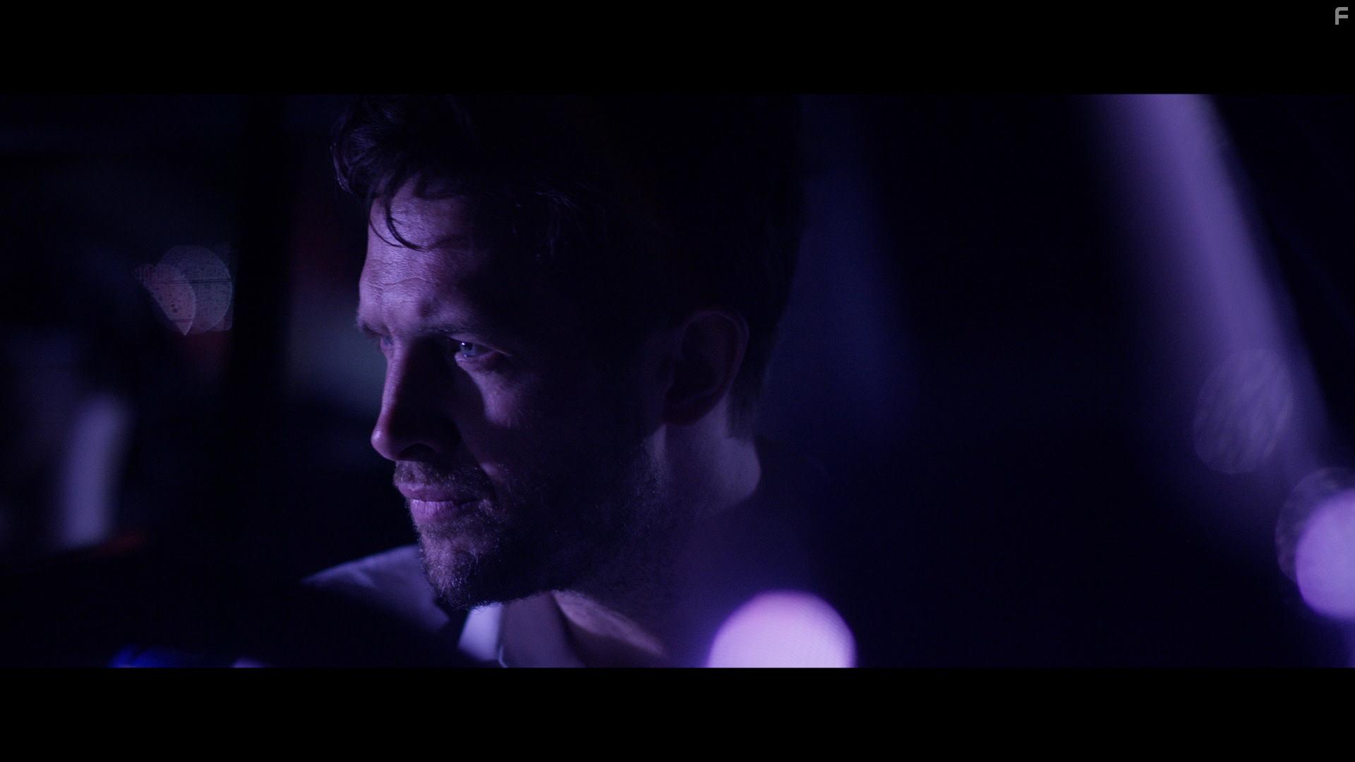 Mark McKirdy in Vampire Virus (2020)